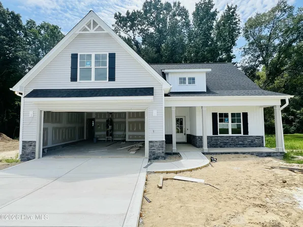 304 Creeks Edge Drive, Pikeville, NC 27863