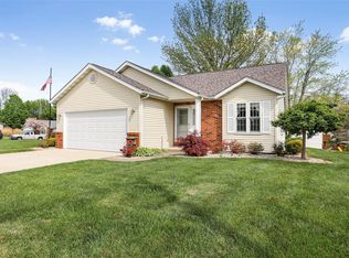 210 Bayhill Blvd, Glen Carbon, IL