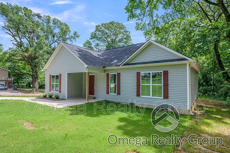 3 bed, 2.0 bath, 1845 sqft, $1,625 — Photo 4
