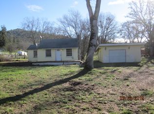 11282 Blackwell Rd, Central Pt, OR 97502