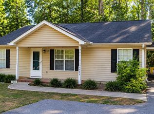 1709 Durst Ave E, Greenwood, SC 29649
