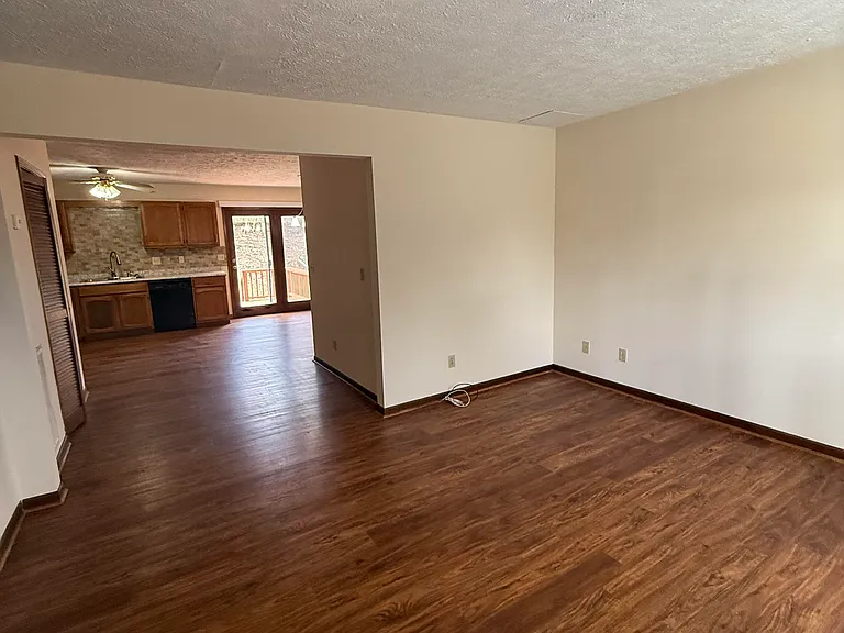 170 Scenic Park Pl — Photo 2