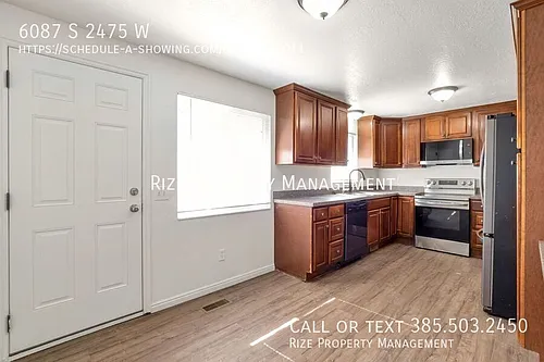 6087 S 2475 W Photo 1