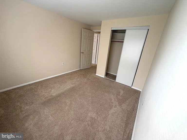 18131 Chalet Dr #24-103 — Photo 24