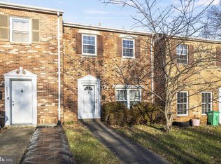 8572 Brae Brooke Dr, Lanham, MD 20706