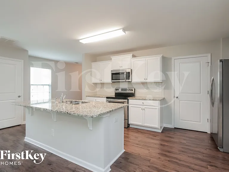 6806 Broad Valley Ct — Photo 8
