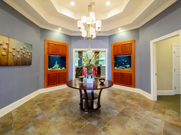 Pebblebrook Apartments