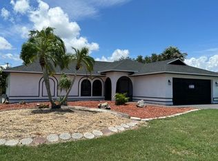 1921 SE 15th Ter, Cape Coral, FL 33990
