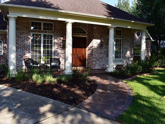 2nd image of 3315 Churchill Dr