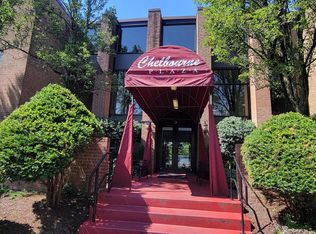 Chelbourne Plaza, Elkins Park, PA 19027