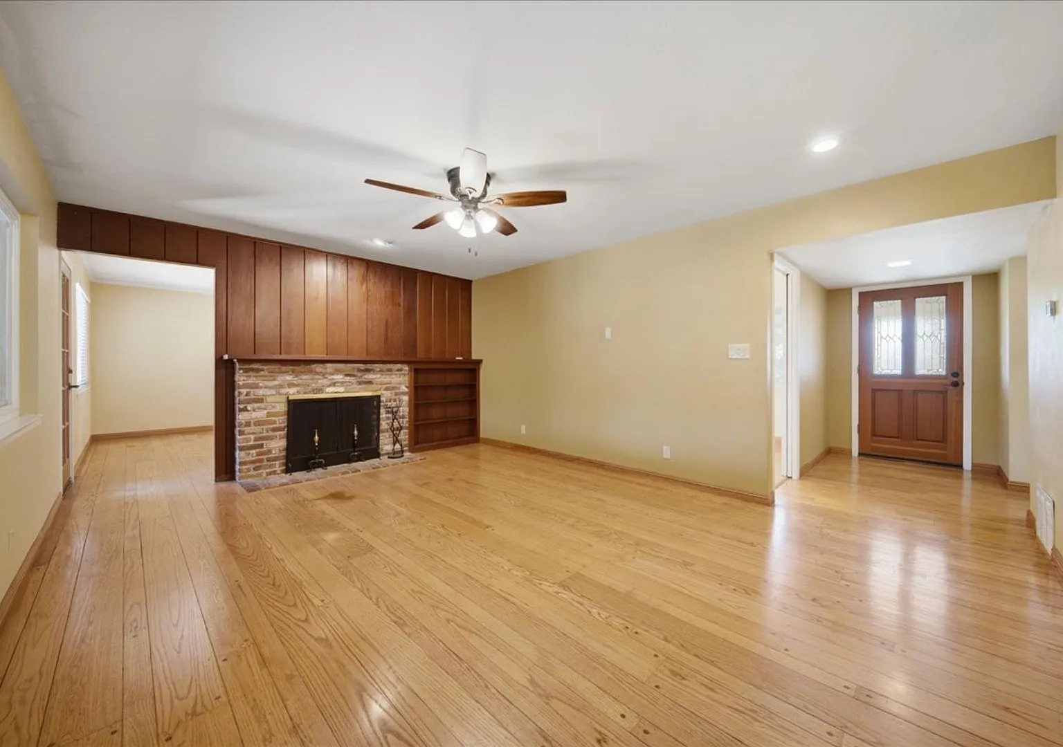 1751 Eastern Ave — Photo 4