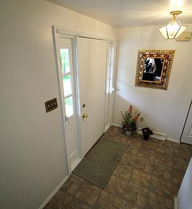 2nd image of 5887 Dashwood Dr