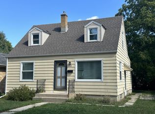 3872 N 69th St, Milwaukee, WI 53216