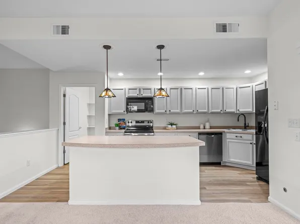 2125 Calais Dr #2C, Longmont, CO 80504