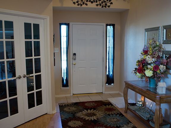 2nd image of 10904 Briaroaks Dr