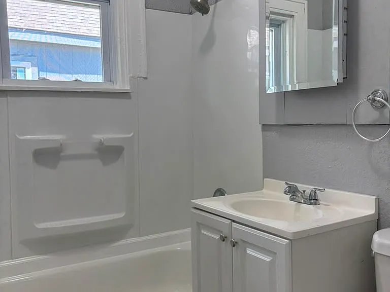 5022 Park Ave — Photo 5