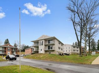 420 E Woodland Ave #2B, Springfield, PA 19064