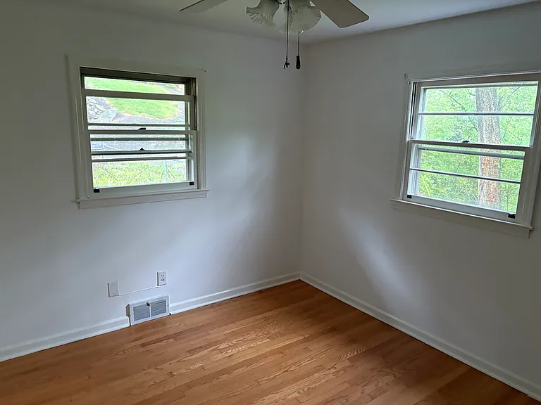 16 Graham St #16 — Photo 7