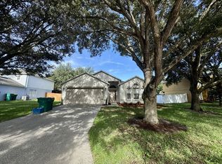 964 Vanderbilt Dr, Eustis, FL 32726