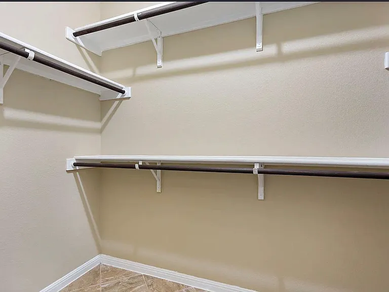 7324 Bandera Ranch Trl #B — Photo 30