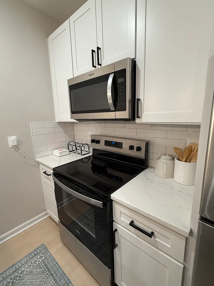 Building Photo - 3215 Eastern Ave #2A
