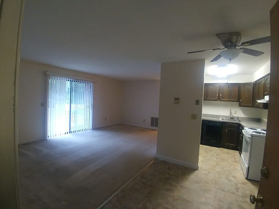 1st image of 1432 Willard Ave #306