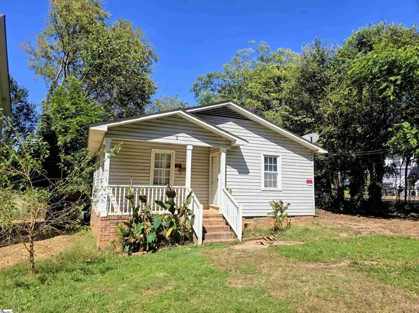 2 Round Knob St, Greenville, SC 29601