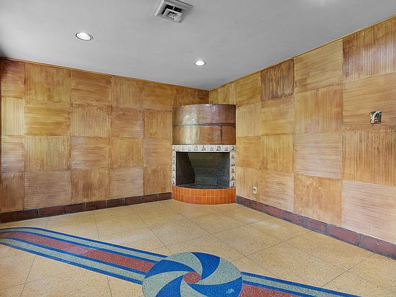 48th image of 2910 Crest Terrace Dr