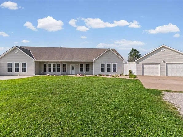 1330 NE 270th St, Lathrop, MO 64465