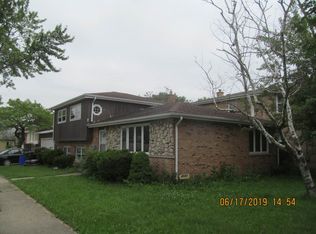 4543 Center Ave, Lyons, IL