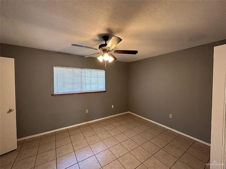 815 Walnut Ave #201 — Photo 8