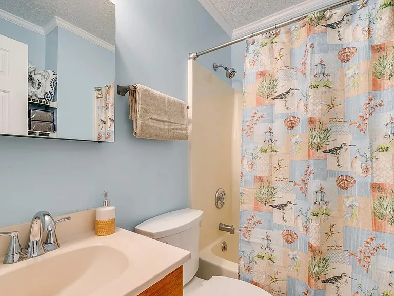 4908 E Beach Dr — Photo 15