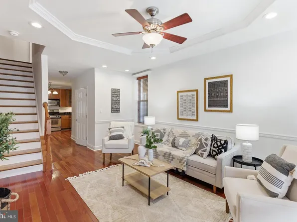 11 E Ostend St, Baltimore, MD 21230