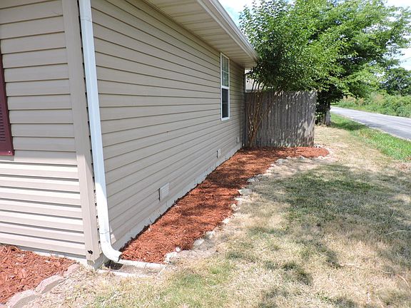 4th image of 358 Dolphin Ct