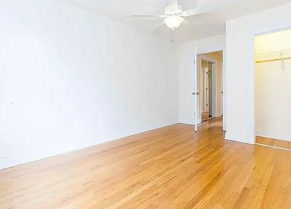2nd image of 7516 N Ridge Blvd APT 2E