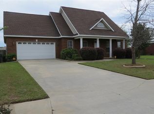 503 Loudon Hill Dr, Warner Robins, GA 31088