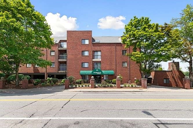 1st image of 666 Main St APT 211