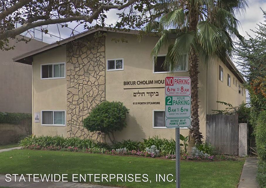 1st image of 613 N Sycamore Ave APT 09