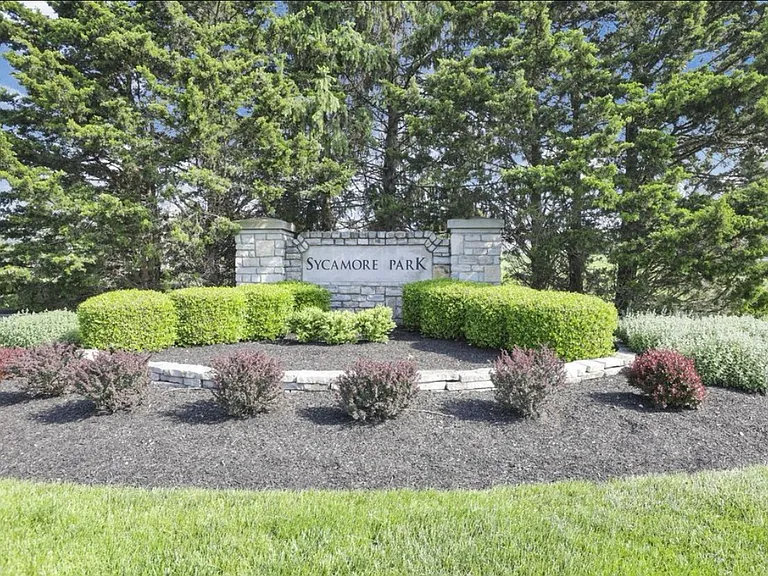 483 Autumn Ridge Cir — Photo 29
