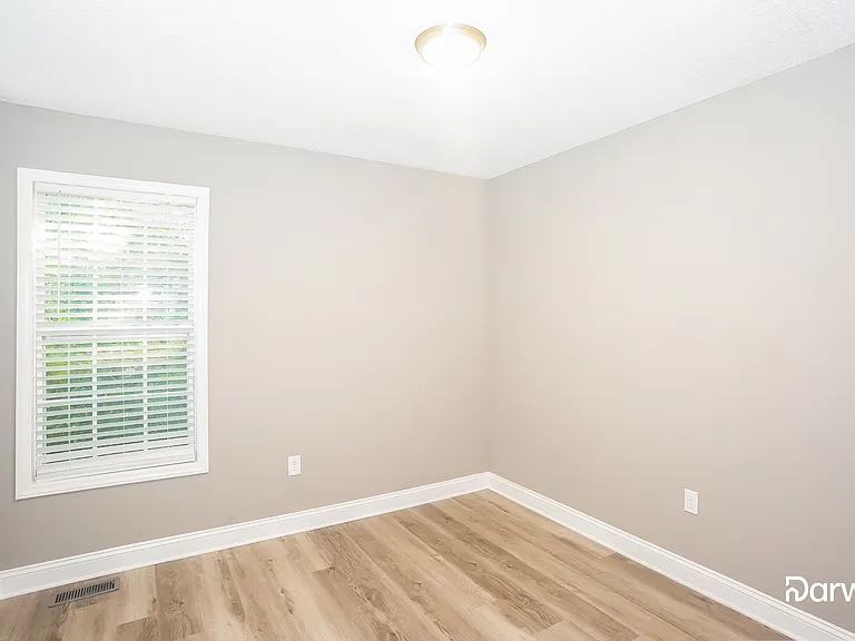 978 Braxton Dr — Photo 10
