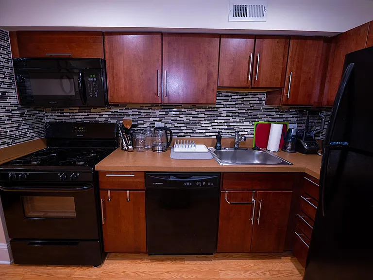 1711 Guilford Ave #2 — Photo 15