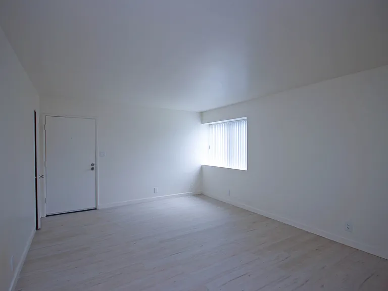 122 N Primrose Ave #A — Photo 3