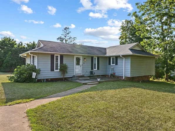 202 Sherwood Rd, Easley, SC 29640