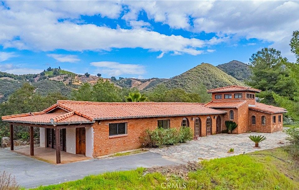48703 De Luz Rd, Temecula, CA 92590 Zillow