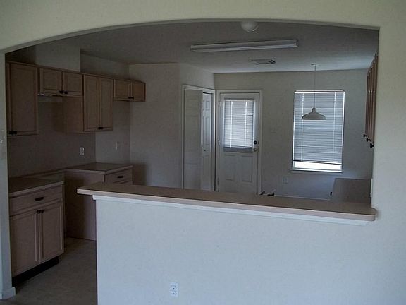 2nd image of 18811 Bonners Park Cir