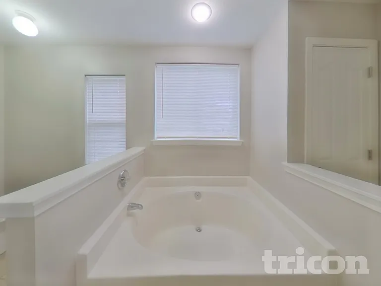 2009 Moonstone Ln — Photo 10
