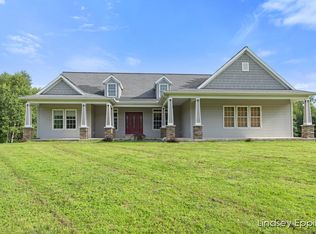 11699 Fillmore St, West Olive, MI 49460
