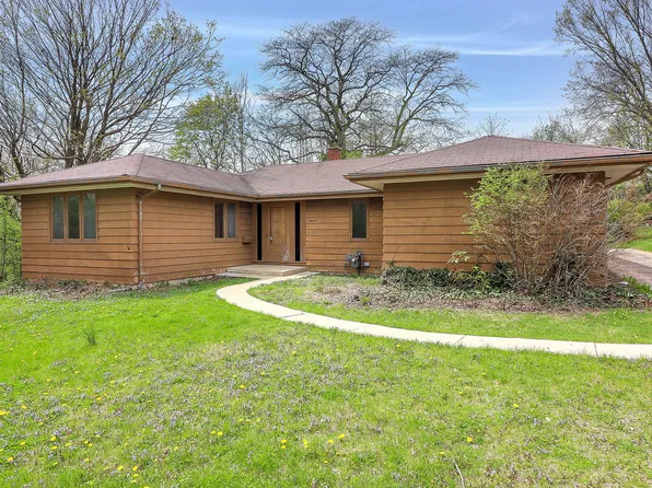 4640 Stonewall Ave, Downers Grove, IL 60515