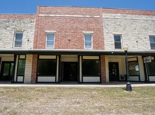 805 N Main St UNIT 101, Salado, TX 76571