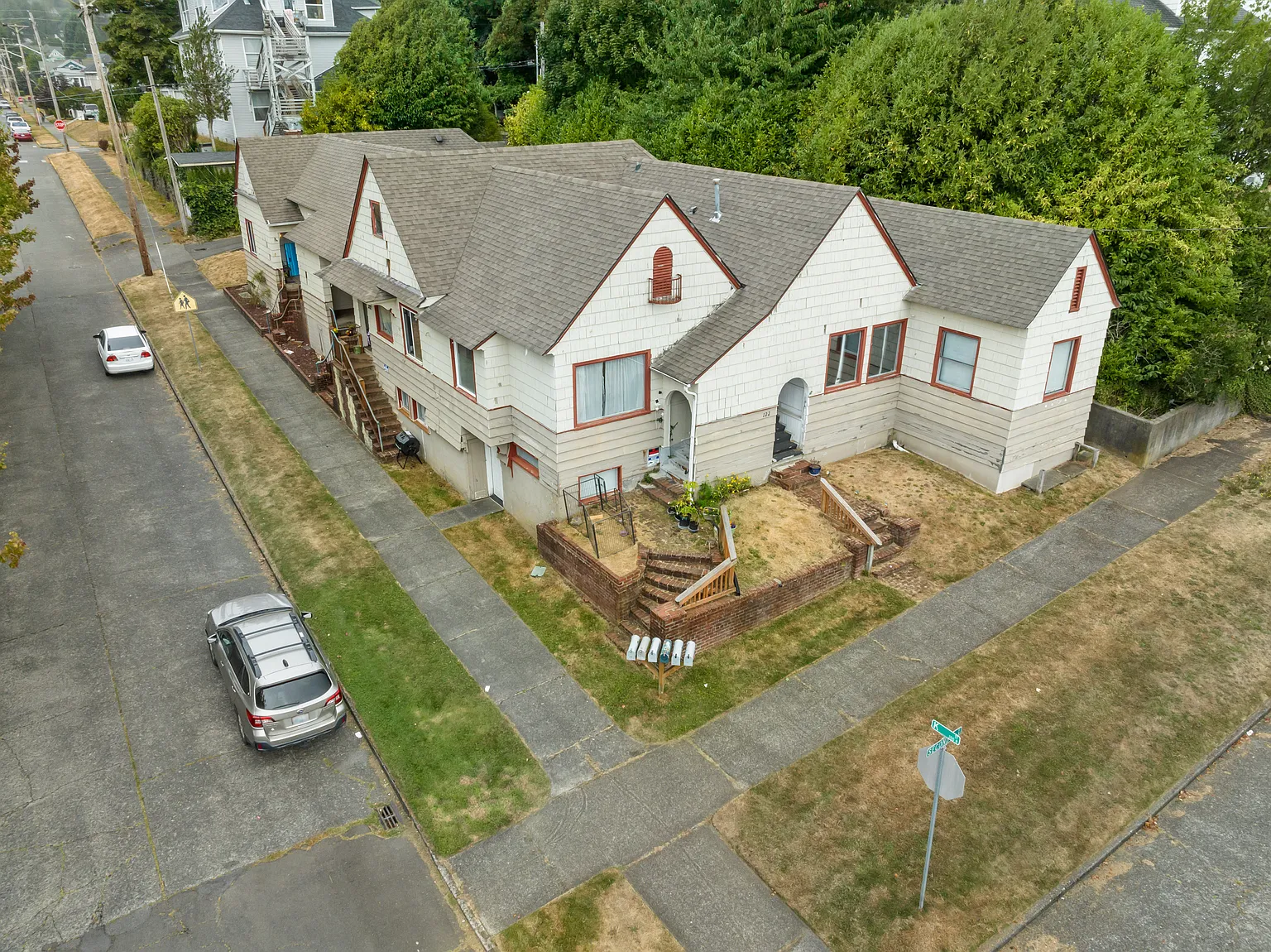122 W 2nd St #300 photo 1